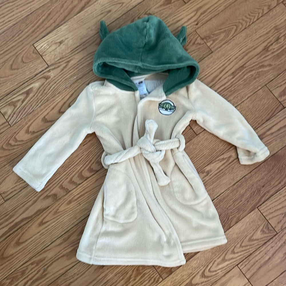 Gap Kids - baby Yoda robe